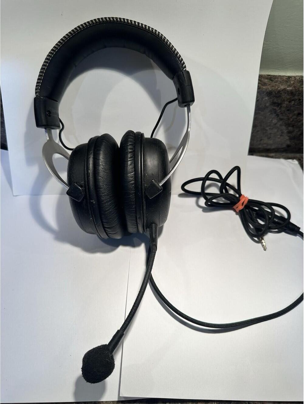 Kingston HyperX Cloud II Gaming Headset (Black/Silver) - Fully Functional